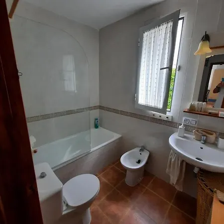 Chalet Benataehouse
